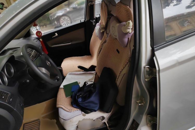 Used Brilliance Junjie FRV 2010 1.3L Manual Luxury Version Left Front Seat
