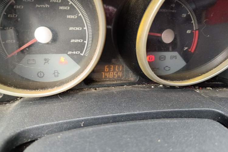 Used Brilliance Junjie FRV 2010 1.3L Manual Comfort Edition Odometer Close Up
