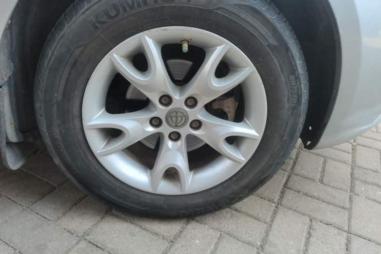 Used Brilliance Junjie FRV 2010 1.3L Manual Comfort Edition Right Front Wheel Hub