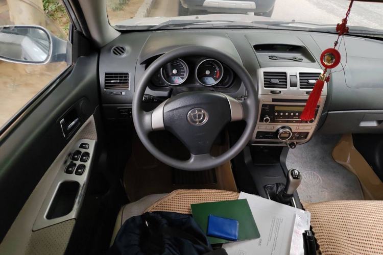 Used Brilliance Junjie FRV 2010 1.3L Manual Luxury Version Steering Wheel