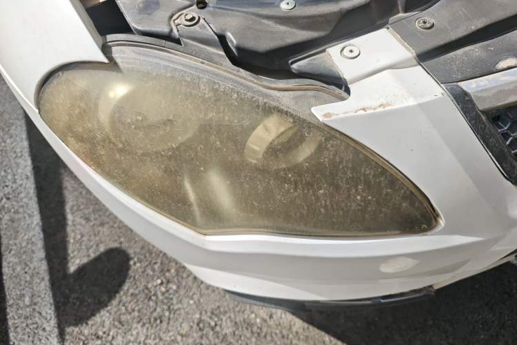 Used Brilliance Junjie FRV 2010 1.3L Manual Comfort Edition Right Front Headlight