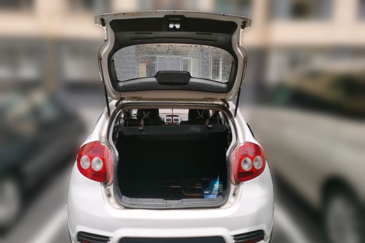 Used Brilliance Junjie FRV 2010 1.3L Manual Comfort Edition Trunk