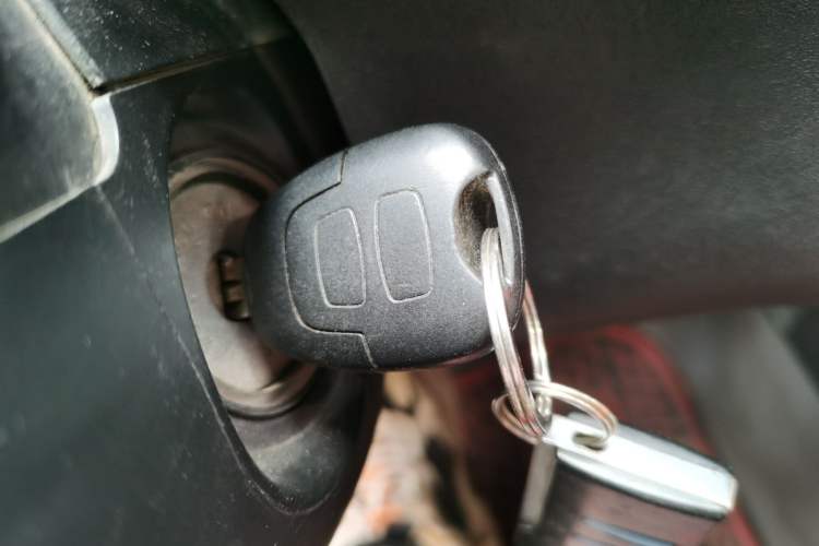 Used Brilliance Junjie FRV 2010 1.3L Manual Comfort Edition Vehicle Key
