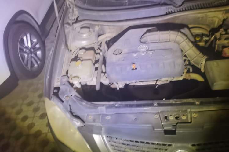 Used Brilliance Junjie FSV 2010 1.5L Manual Comfort Edition Engine Bay Right
