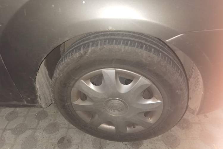 Used Brilliance Junjie FSV 2010 1.5L Manual Comfort Edition Right Front Wheel Hub