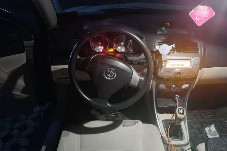 Used Brilliance Junjie FSV 2010 1.5L Manual Comfort Edition Steering Wheel