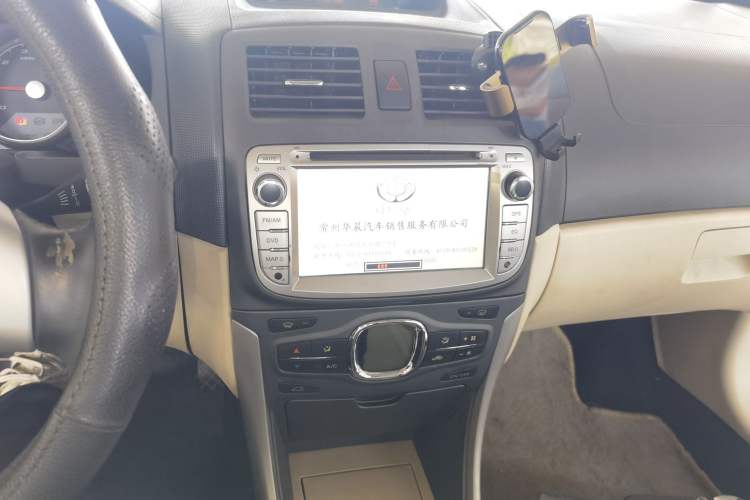 Used Brilliance Junjie FSV 2010 1.5L Manual Elite Edition Audio And AC Panel