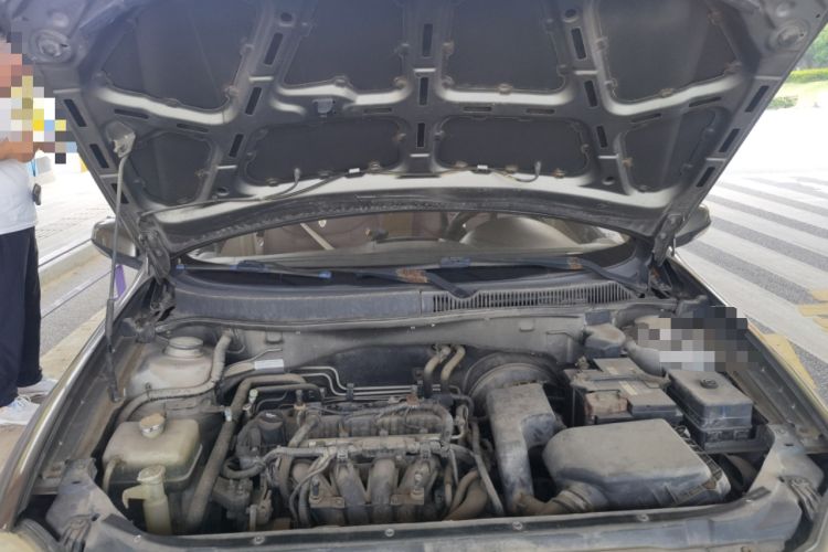 Used Brilliance Junjie FSV 2010 1.5L Manual Elite Edition Engine Bay