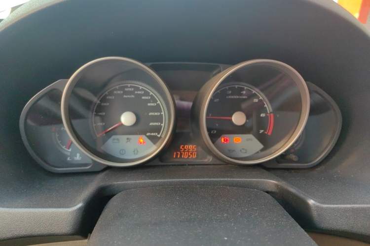 Used Brilliance Junjie FSV 2010 1.5L Manual Classic Trim Instrument Cluster