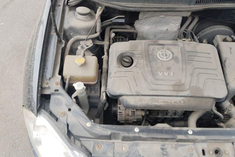 Used Brilliance Junjie FSV 2011 New Edition 1.5L Automatic Comfort Model Engine Bay Right
