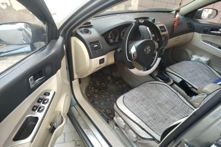 Used Brilliance Junjie FSV 2011 New Edition 1.5L Automatic Luxury Model Driver Seat