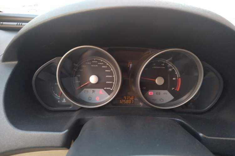 Used Brilliance Junjie FSV 2011 New Edition 1.5L Automatic Luxury Model Instrument Cluster