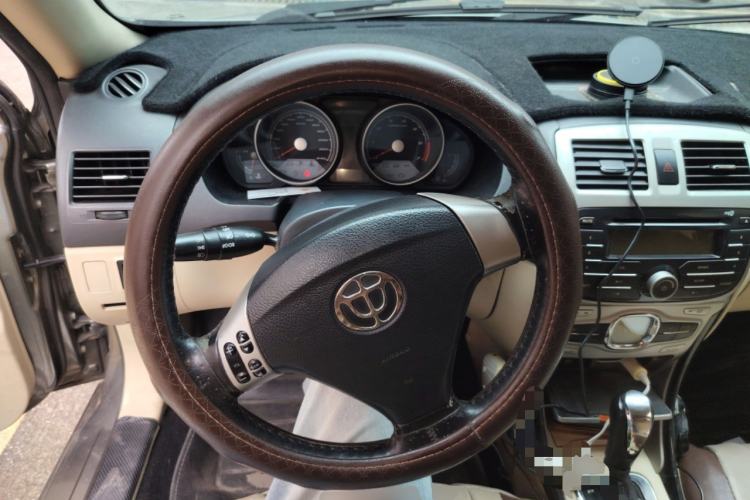 Used Brilliance Junjie FSV 2011 1.5L Automatic Luxury Edition Steering Wheel