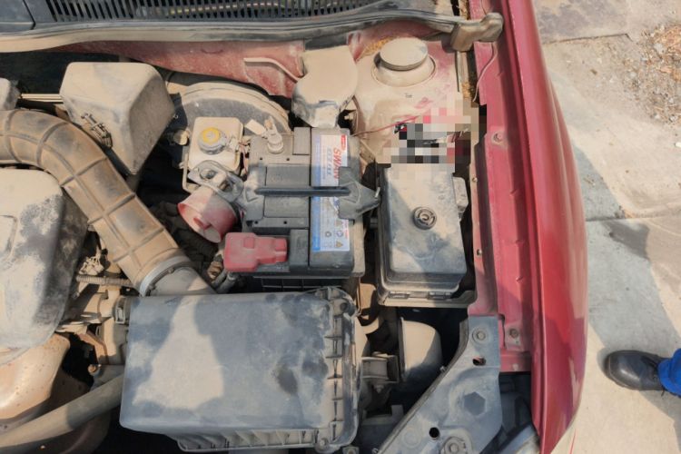Used Brilliance Junjie FSV 2011 New Edition 1.5L Manual Standard Model Engine Bay Left