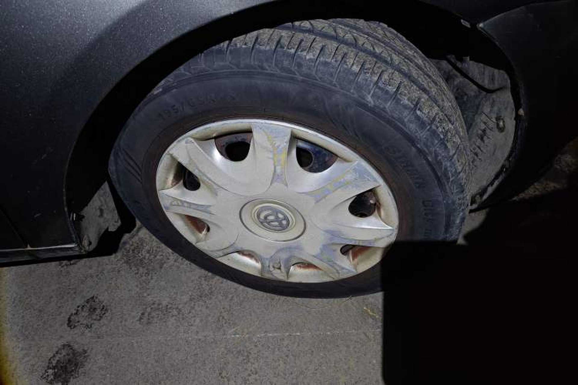 Used Brilliance Junjie FSV 2011 New Edition 1.5L Automatic Comfort Model Right Front Wheel Hub