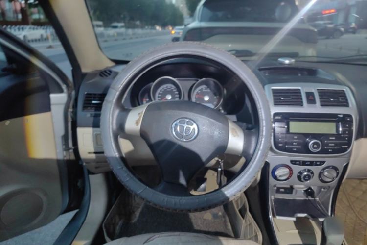 Used Brilliance Junjie FSV 2011 New Edition 1.5L Manual Standard Model Steering Wheel