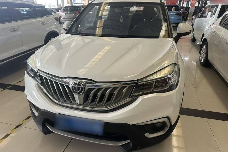 Used Brilliance V3 2017 1.5L Automatic Smart Version Exterior 2