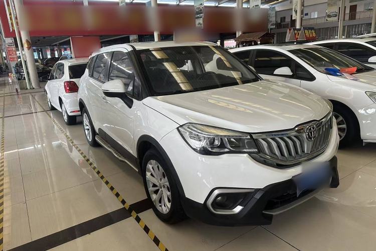 Used Brilliance V3 2017 1.5L Automatic Smart Version Exterior 3