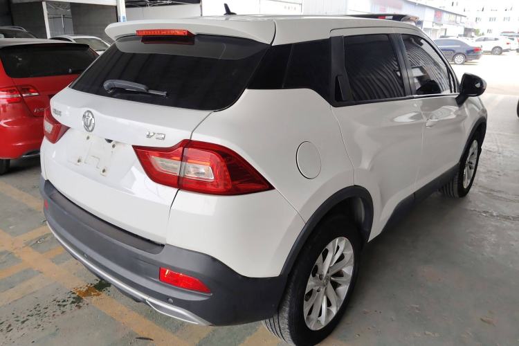 Used Brilliance V3 2017 1.5L Automatic Comfort Model Exterior 5