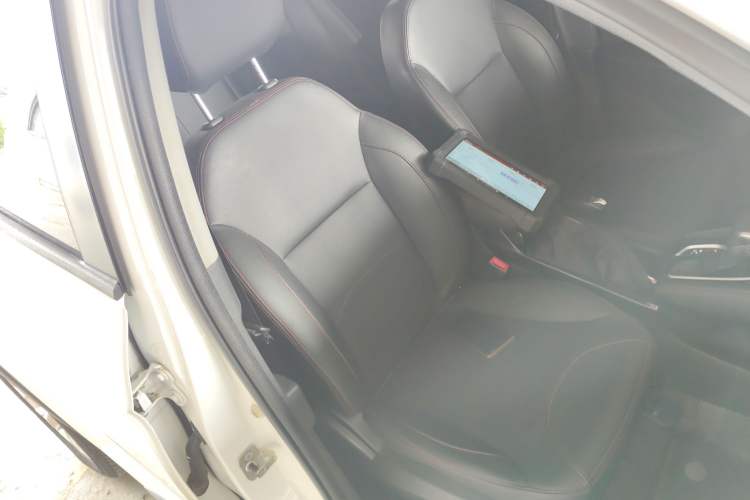 Used Brilliance V3 2017 1.5L Automatic Comfort Model Right Front Seat