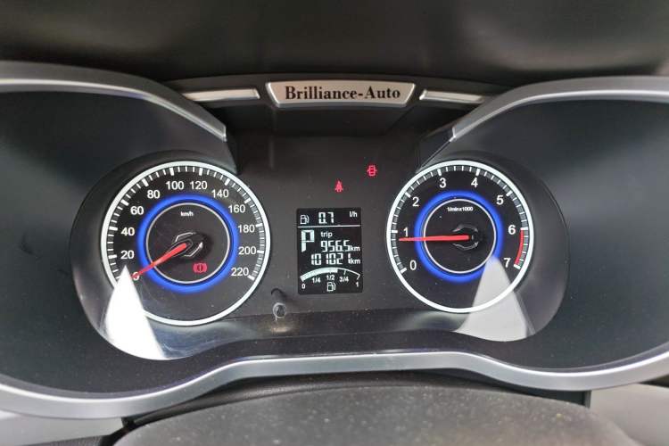Used Brilliance V3 2015 1.5L Automatic Elite Model Instrument Cluster