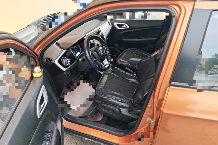 Used Brilliance V3 2015 1.5L Automatic Elite Model Left Front Seat