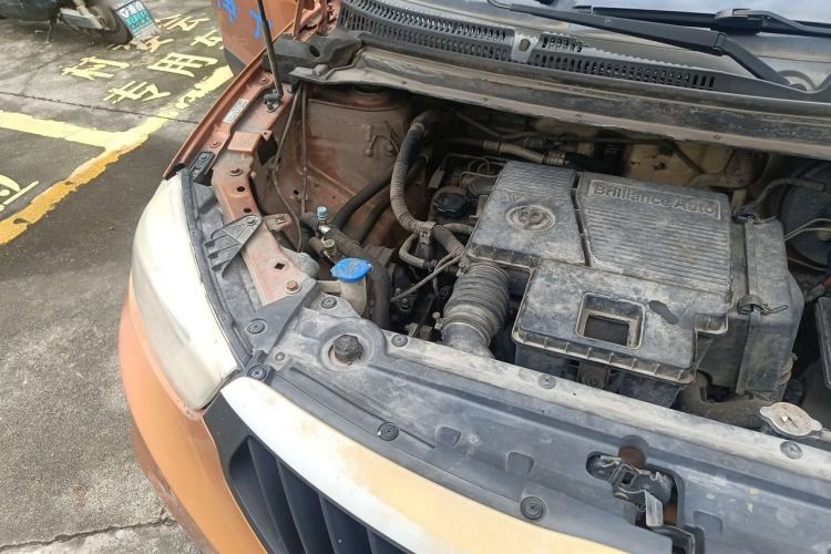 Used Brilliance V3 2015 1.5L Manual Comfort Model Engine Bay Right