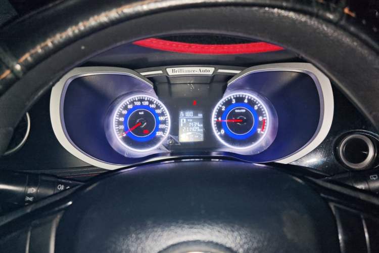 Used Brilliance V3 2015 1.5L Automatic Comfort Edition Instrument Cluster