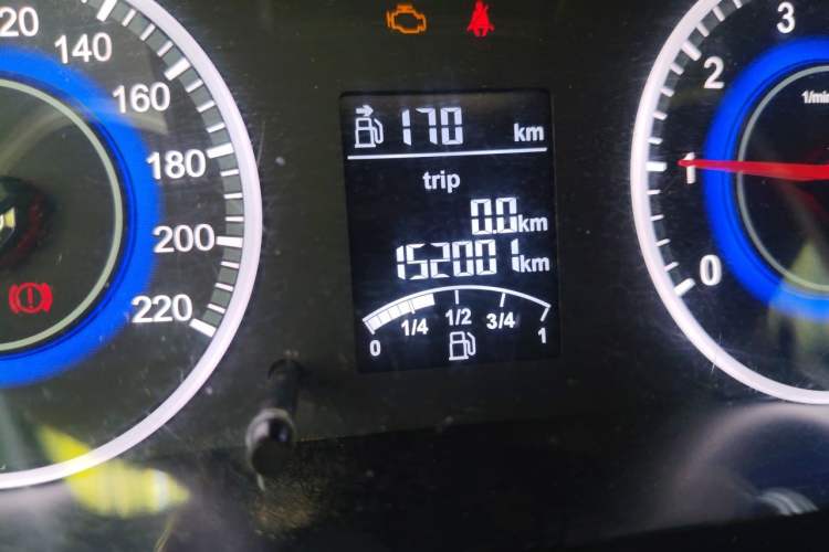 Used Brilliance V3 2015 1.5L Manual Comfort Model Odometer Close Up
