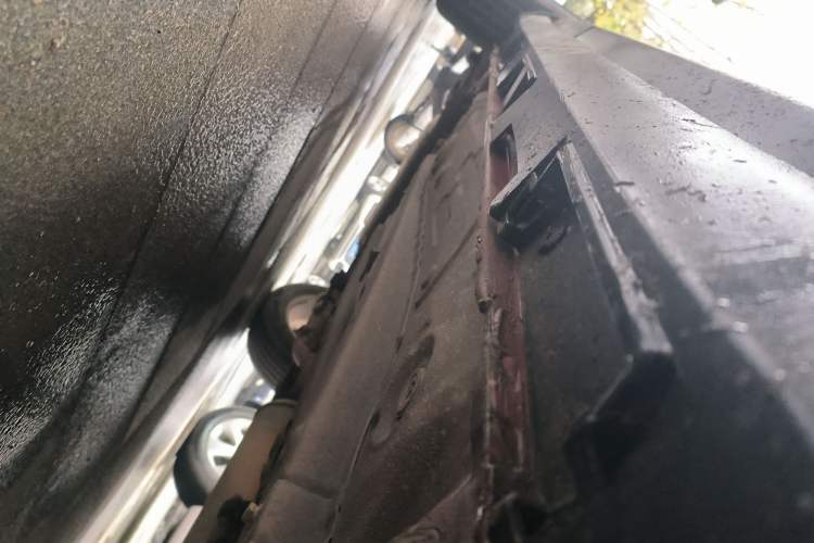 Used Brilliance V3 2015 1.5L Manual Smart Version Chassis Front Right