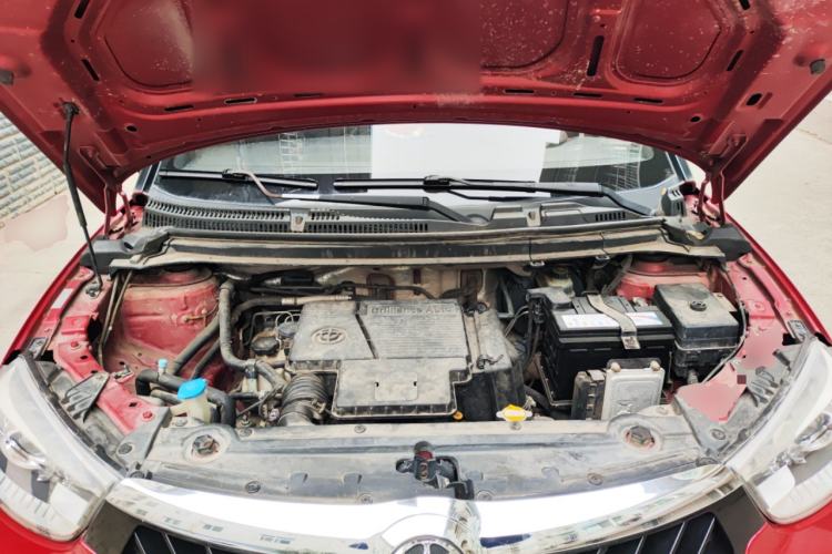 Used Brilliance V3 2015 1.5L Automatic Smart Version Engine Bay