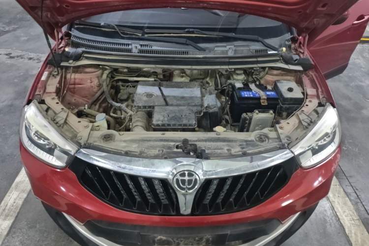 Used Brilliance V3 2015 1.5L Automatic Smart Version Engine Bay