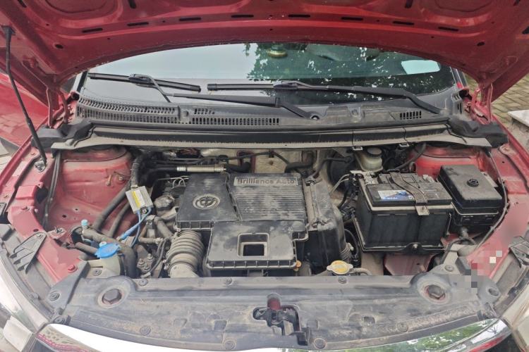 Used Brilliance V3 2015 1.5L Manual Smart Version Engine Bay