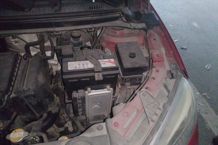 Used Brilliance V3 2015 1.5L Automatic Smart Version Engine Bay Left