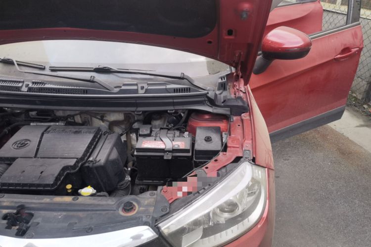 Used Brilliance V3 2015 1.5L Manual Smart Version Engine Bay Left