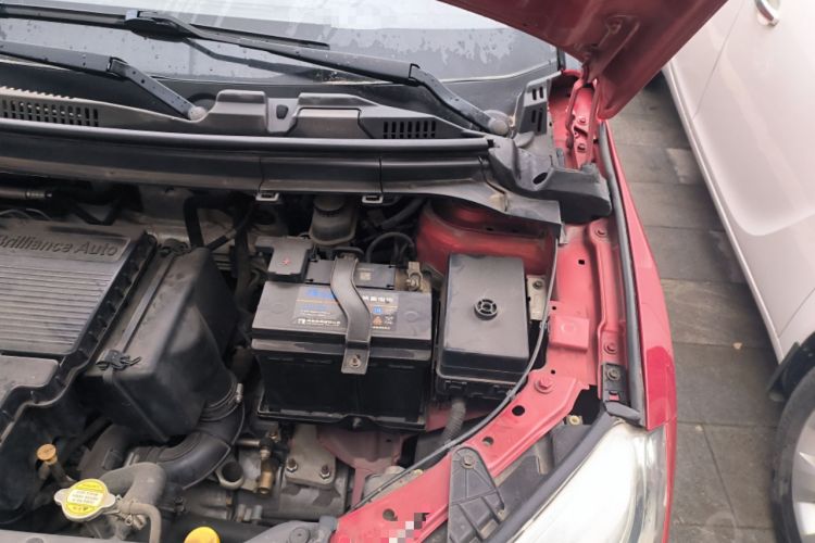 Used Brilliance V3 2015 1.5L Manual Smart Version Engine Bay Left