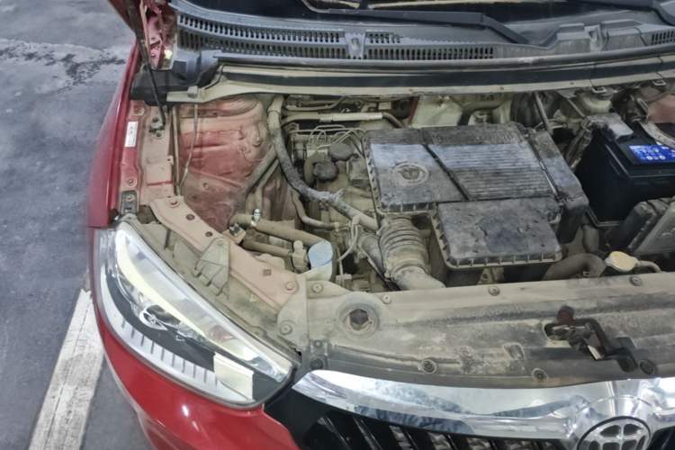 Used Brilliance V3 2015 1.5L Automatic Smart Version Engine Bay Right