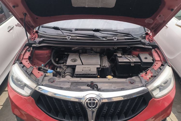 Used Brilliance V3 2015 1.5L Manual Smart Version Engine Bay