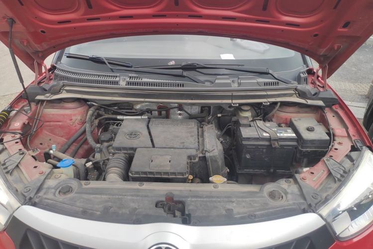 Used Brilliance V3 2015 1.5L Manual Base Version Engine Bay