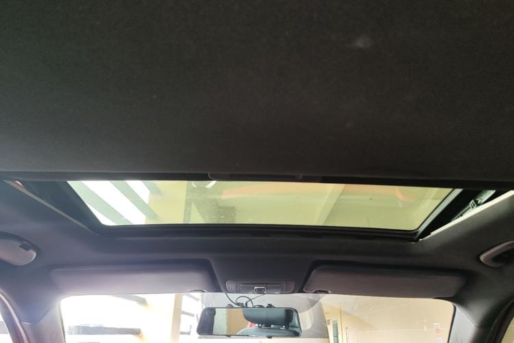Used Brilliance V3 2015 1.5L Automatic Smart Version Headliner