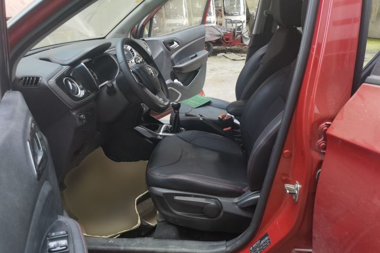 Used Brilliance V3 2015 1.5L Manual Smart Version Left Front Seat