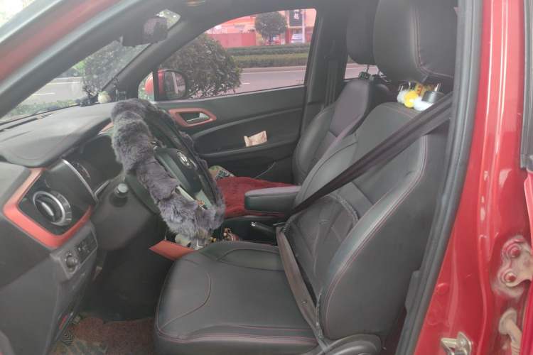 Used Brilliance V3 2015 1.5L Manual Smart Version Left Front Seat