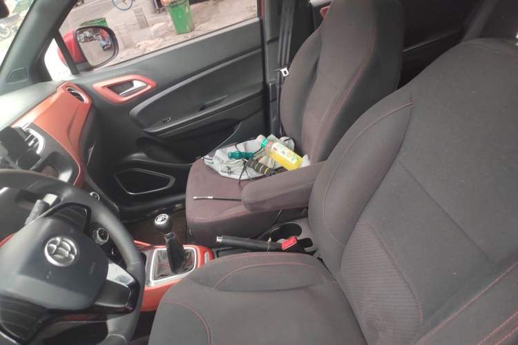 Used Brilliance V3 2015 1.5L Manual Base Version Left Front Seat