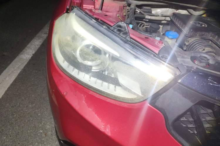 Used Brilliance V3 2015 1.5L Manual Smart Version Right Front Headlight