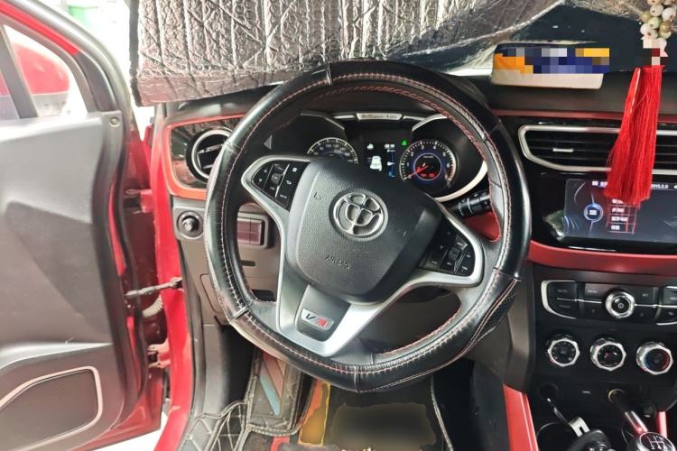 Used Brilliance V3 2015 1.5L Manual Smart Version Steering Wheel