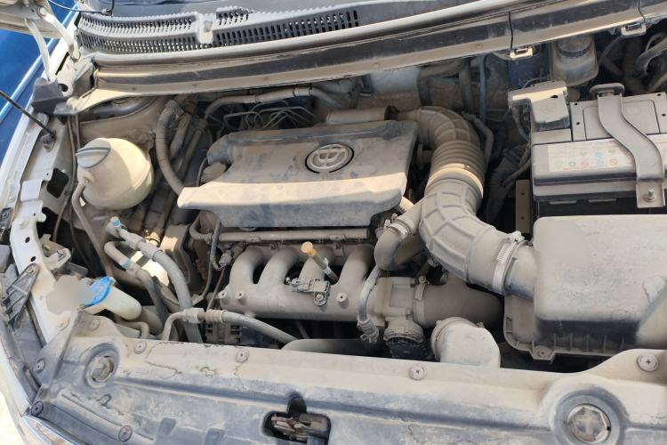 Used Brilliance V3 2015 1.5T Manual Urban Model Engine Bay