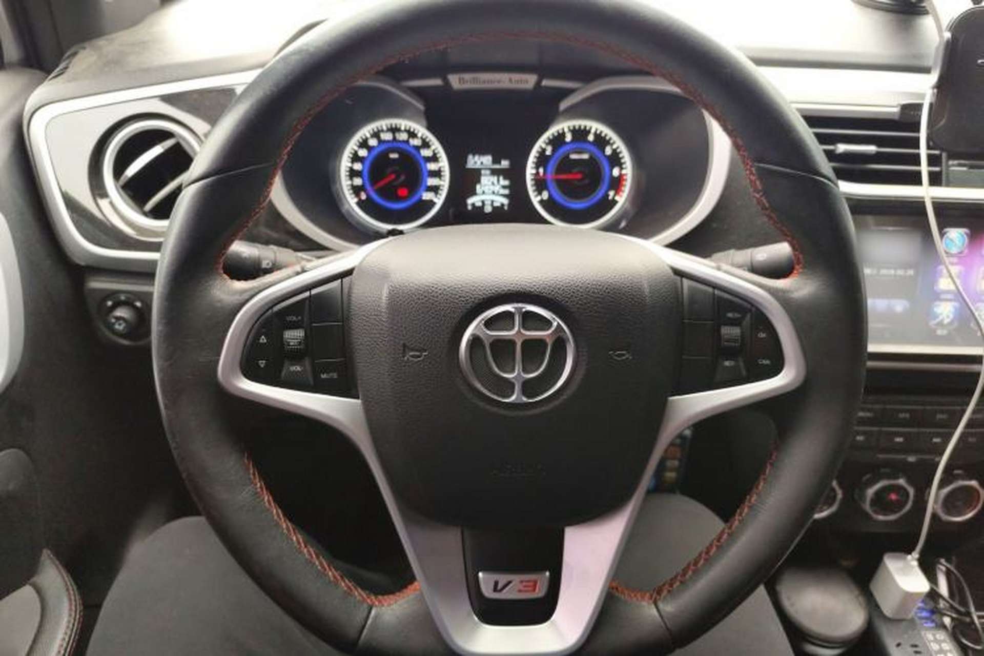 Used Brilliance V3 2015 1.5L Manual Elite Model Steering Wheel
