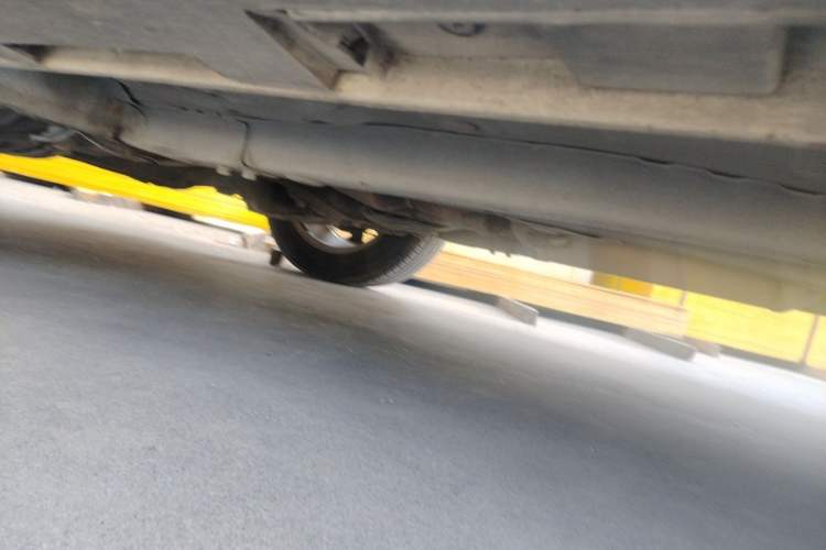 Used Brilliance V3 2015 1.5L Manual Base Version Chassis Front Left
