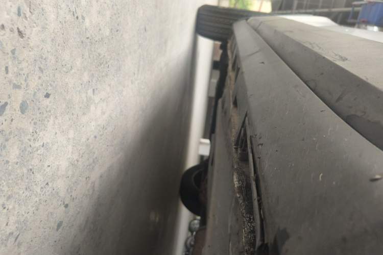 Used Brilliance V3 2015 1.5L Manual Base Version Chassis Front Right