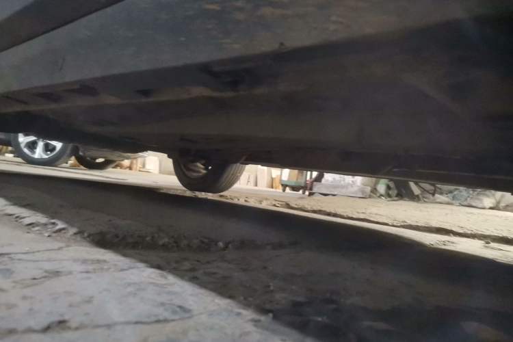 Used Brilliance V3 2015 1.5L Automatic Smart Version Chassis Front Right